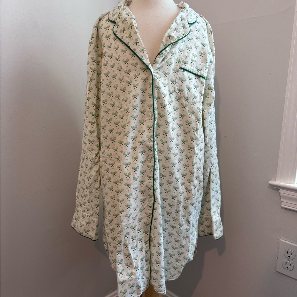 Petite Plume Women’s Twill Nightshirt in Match Point